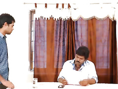 ippadi oru kolutha aunty a yaru vandamnu soluvaga