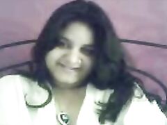 Maya Indian college babe recording her self video stripping naked leaked online from her smart phone